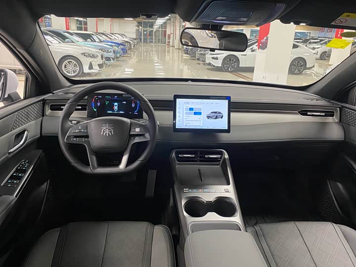 Фото 9 - BYD Qin Plus