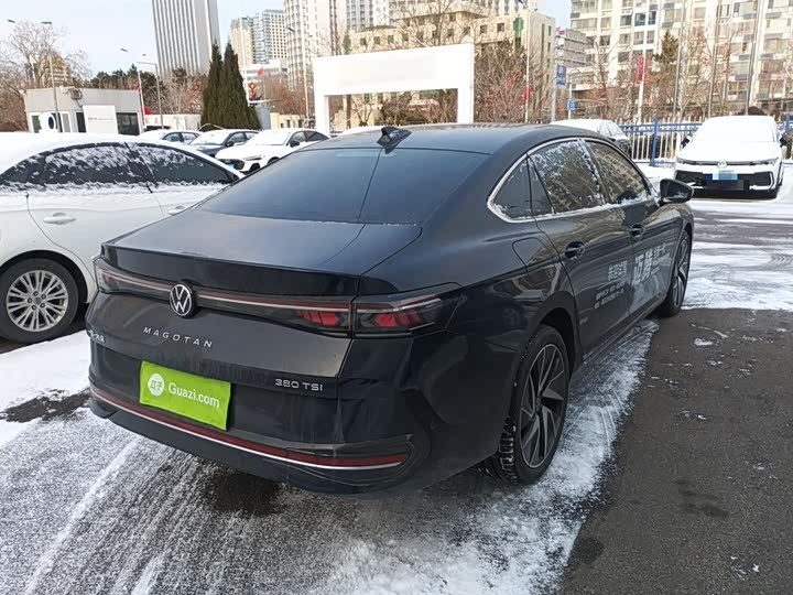 Фото 7 - Volkswagen Magotan