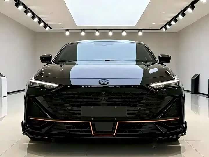 Фото 3 - Changan UNI-V