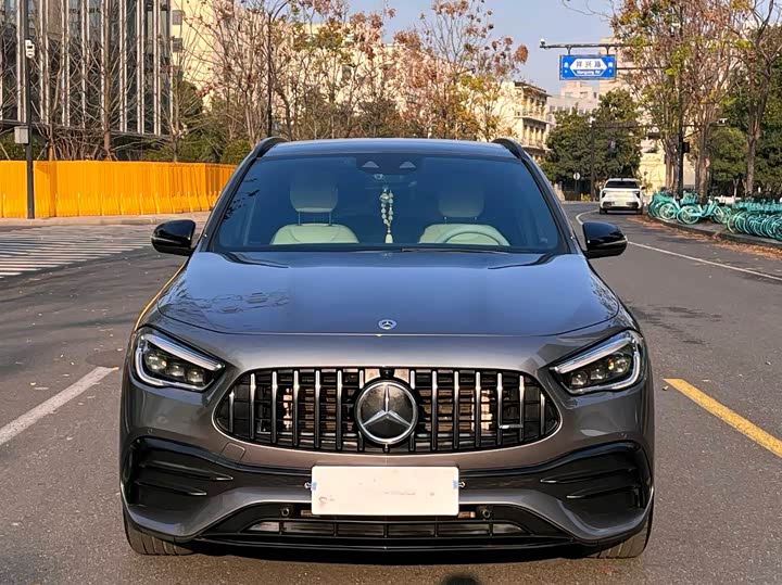 Фото 2 - Mercedes-Benz GLA-Class AMG