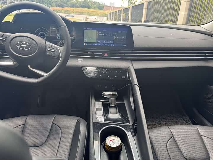 Фото 5 - Hyundai Elantra N line