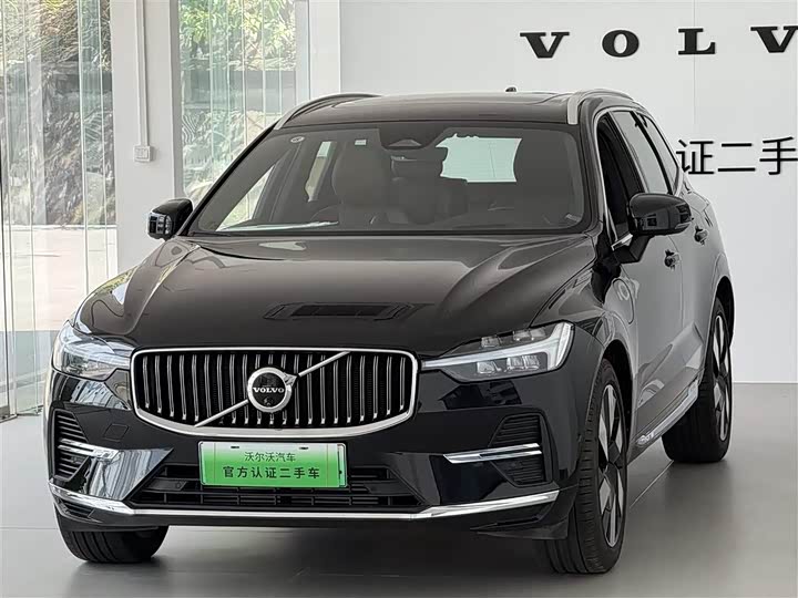 Фото 1 - Volvo XC60 Hybrid