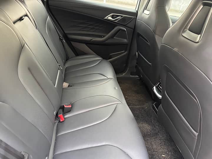 Фото 5 - Roewe RX5