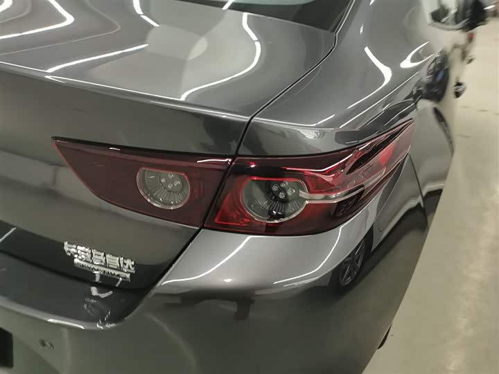 Фото 8 - Mazda 3 (Axela)