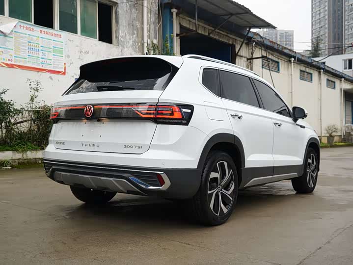 Фото 7 - Volkswagen Tharu