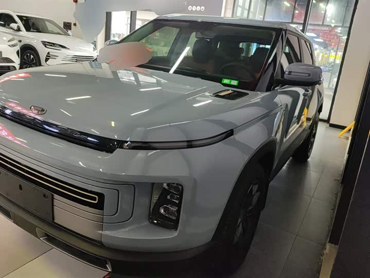 Фото 1 - Geely Icon