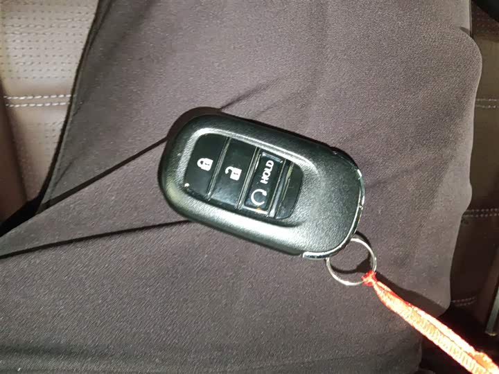 Фото 9 - Honda CR-V