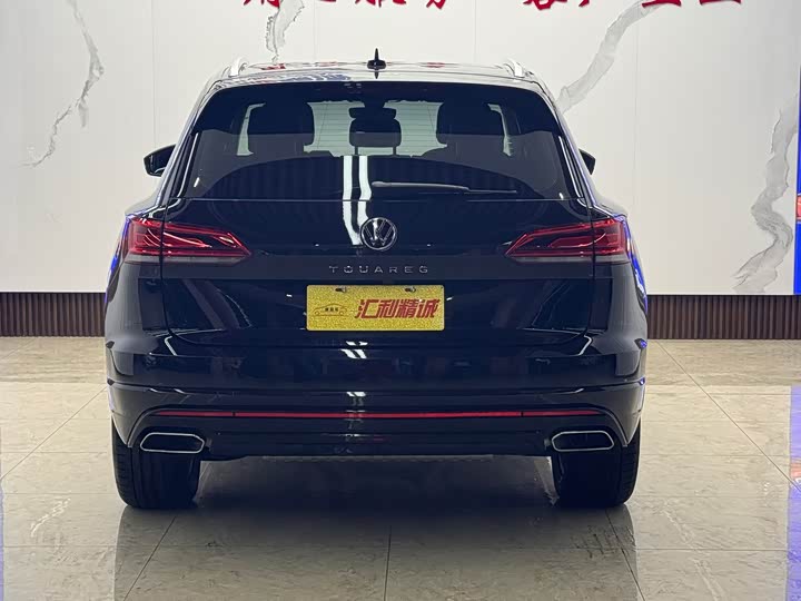 Фото 5 - Volkswagen Touareg