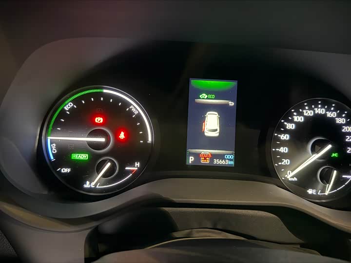 Фото 6 - Toyota Sienna