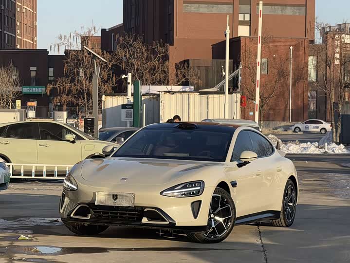 Фото 1 - Xiaomi SU7