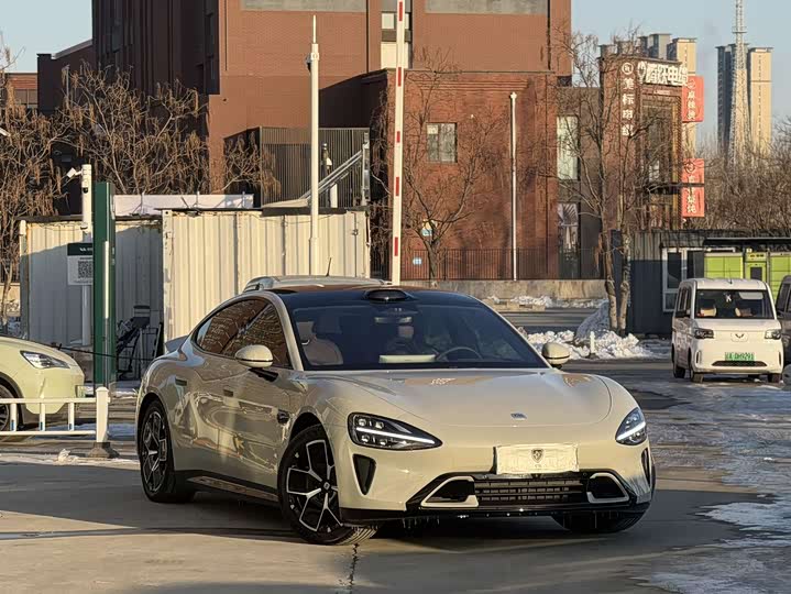 Фото 2 - Xiaomi SU7