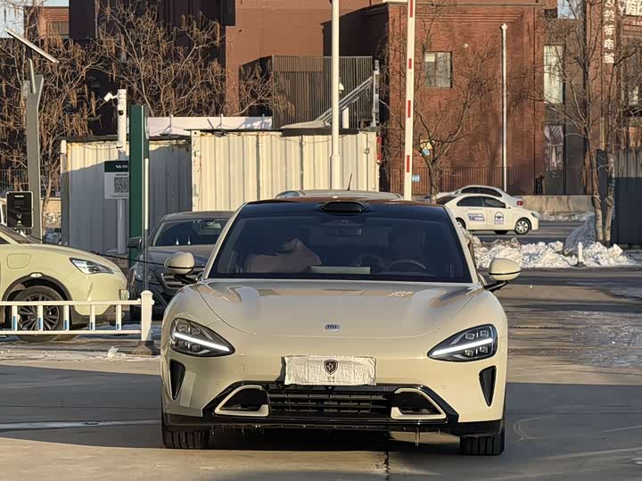 Фото 3 - Xiaomi SU7