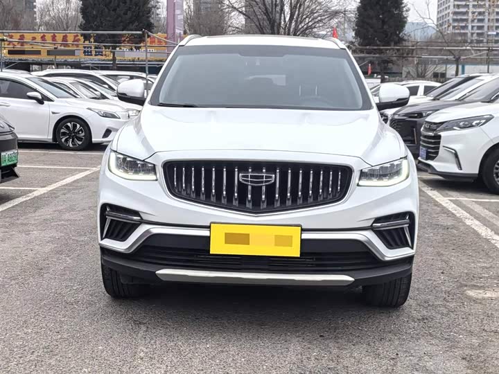 Фото 2 - Geely Atlas