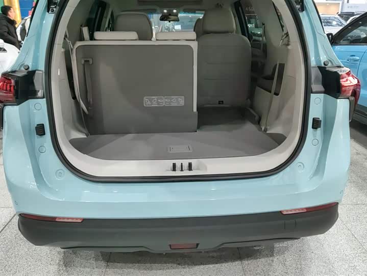 Фото 4 - Dongfeng Forthing Yacht