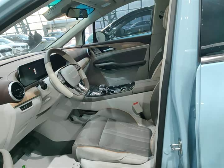 Фото 9 - Dongfeng Forthing Yacht