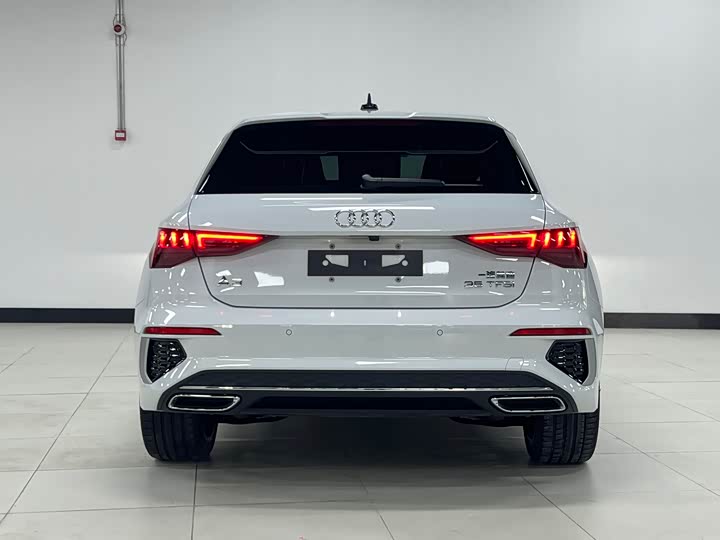 Фото 4 - Audi A3