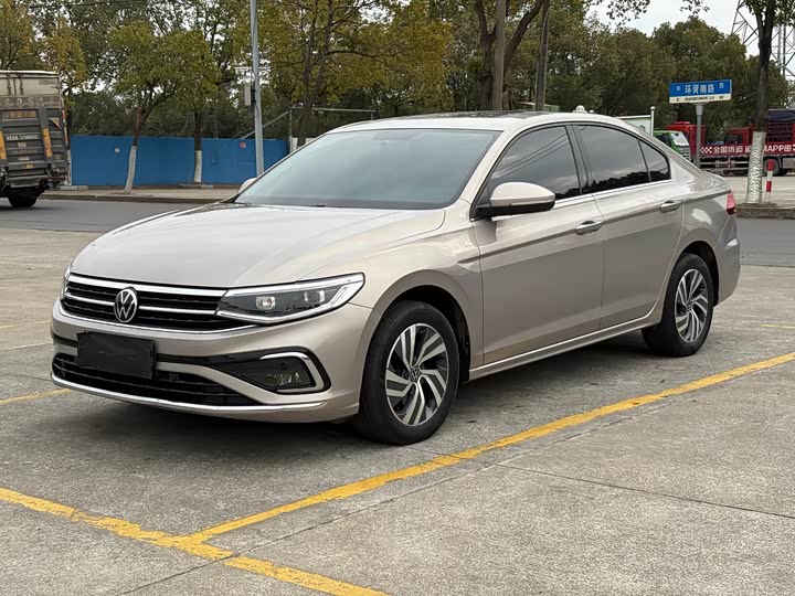 Фото 1 - Volkswagen Bora