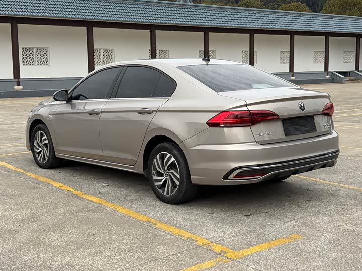 Фото 4 - Volkswagen Bora