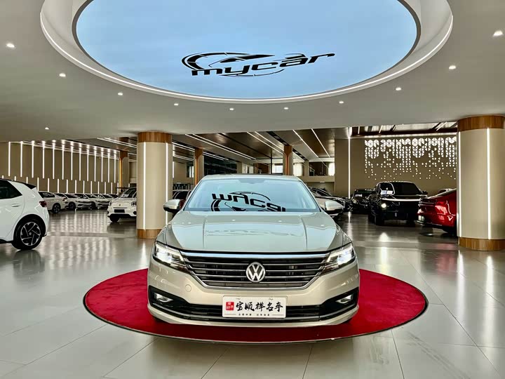 Фото 2 - Volkswagen Lavida