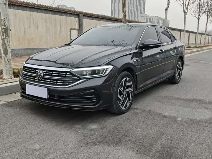 Фото 1 - Volkswagen Sagitar L