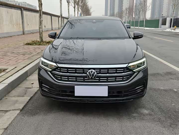 Фото 2 - Volkswagen Sagitar L