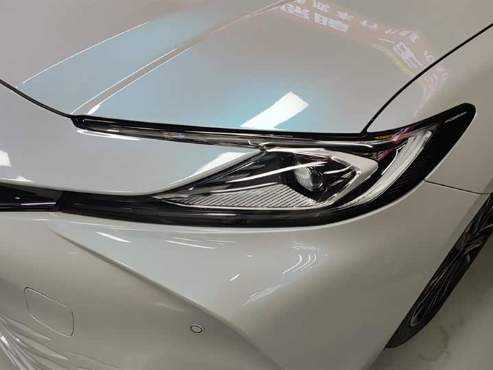 Фото 5 - Toyota Camry