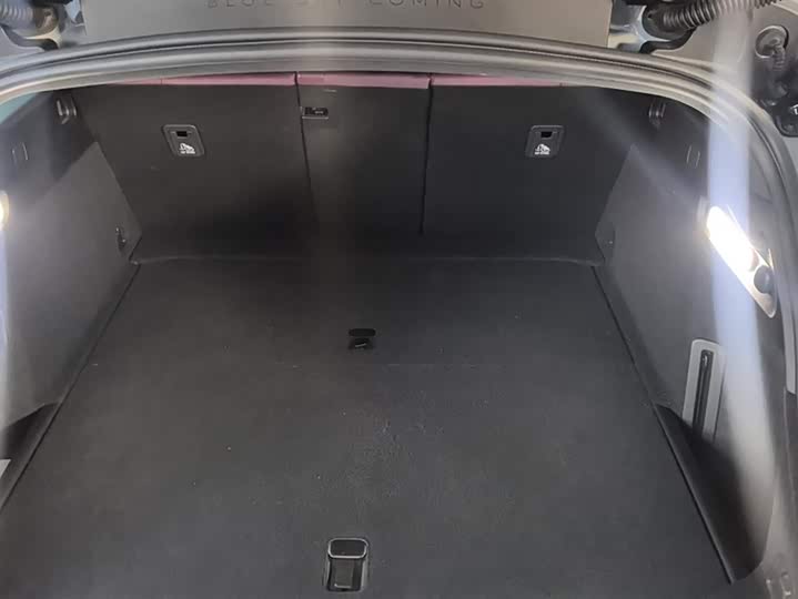 Фото 4 - Nio ET5T