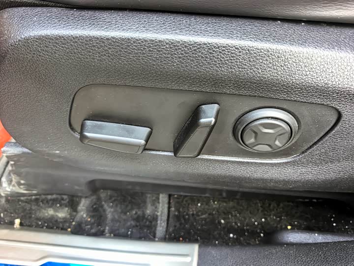 Фото 9 - Kia Carnival