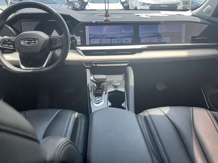 Фото 5 - Geely Monjaro