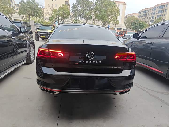 Фото 6 - Volkswagen Magotan