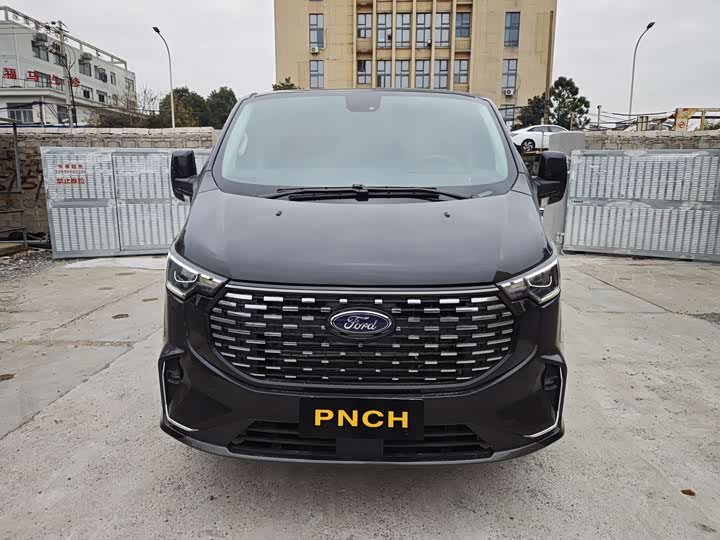 Фото 2 - Ford Transit