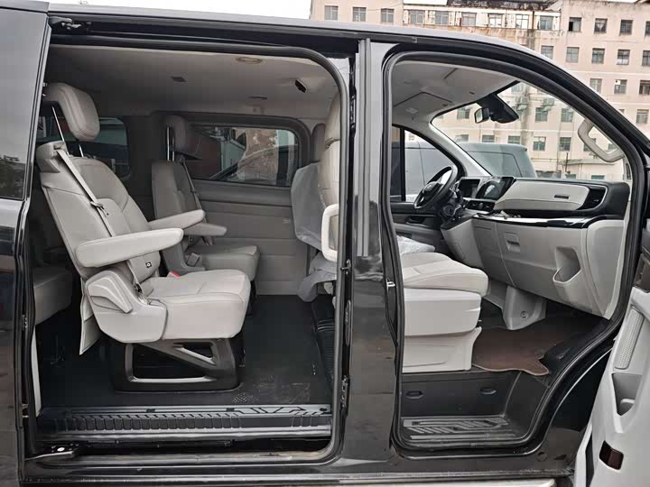 Фото 7 - Ford Transit