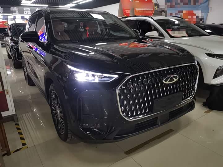 Фото 4 - Chery Tiggo 8L