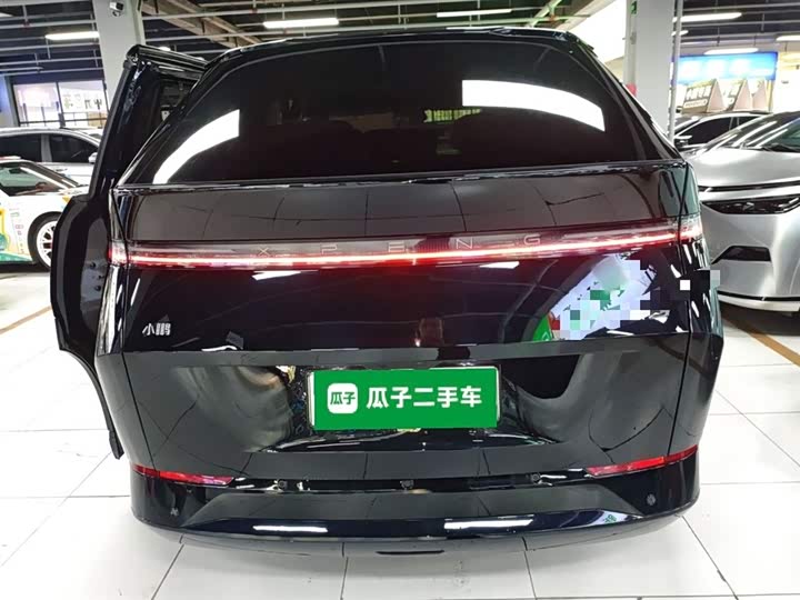 Фото 6 - XPeng X9