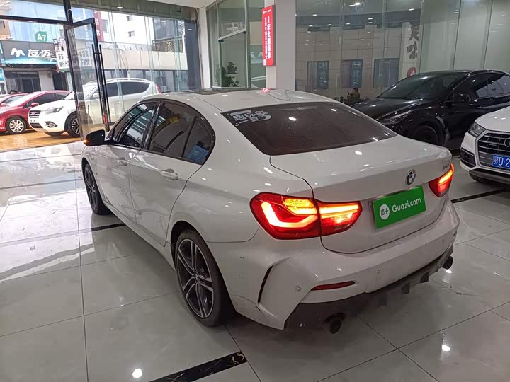 Фото 5 - BMW 1 Series