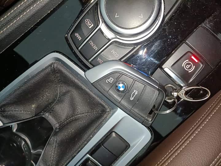 Фото 9 - BMW 1 Series