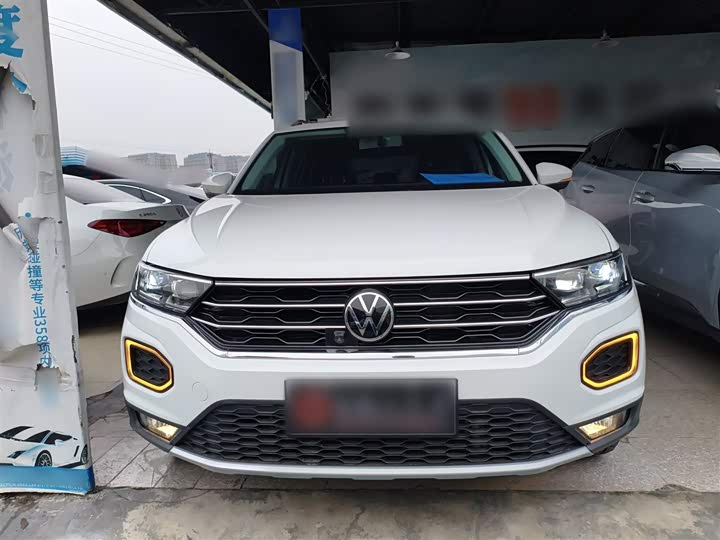 Фото 3 - Volkswagen T-Roc