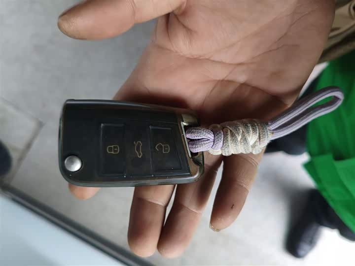 Фото 9 - Volkswagen T-Roc