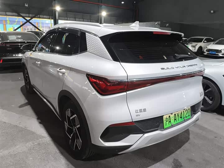 Фото 5 - BYD Yuan Plus