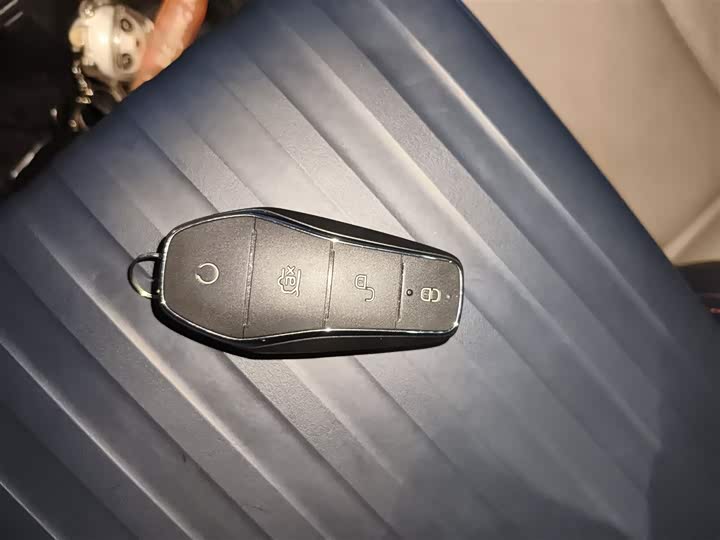 Фото 9 - BYD Yuan Plus