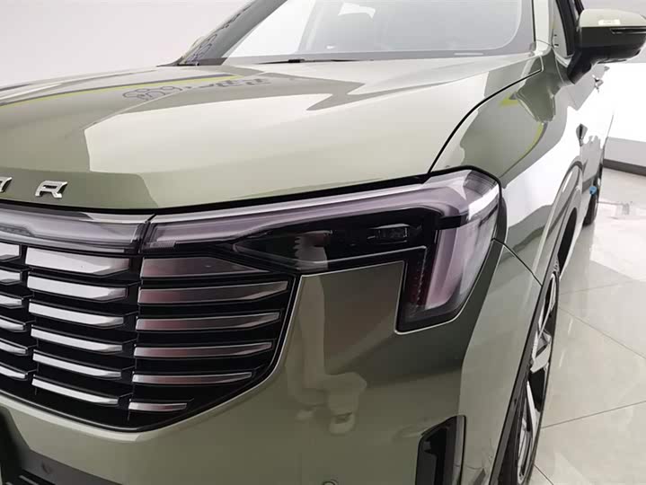 Фото 5 - Ford Equator Hybrid