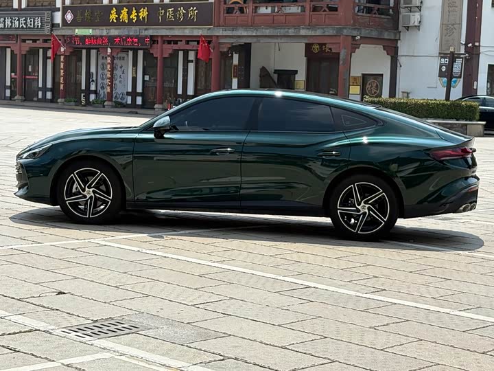 Фото 8 - MG Motor 7