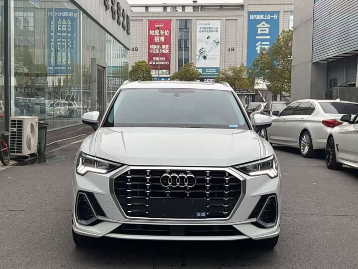 Фото 3 - Audi Q3