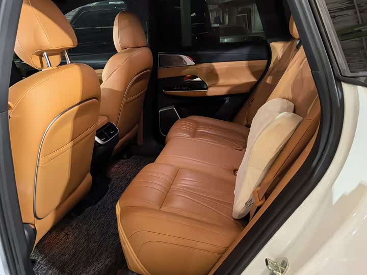 Фото 7 - XPeng G9