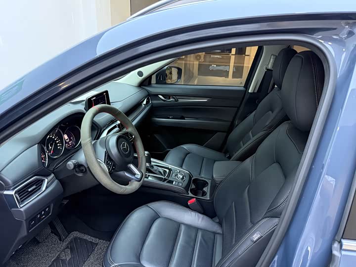 Фото 8 - Mazda CX-5