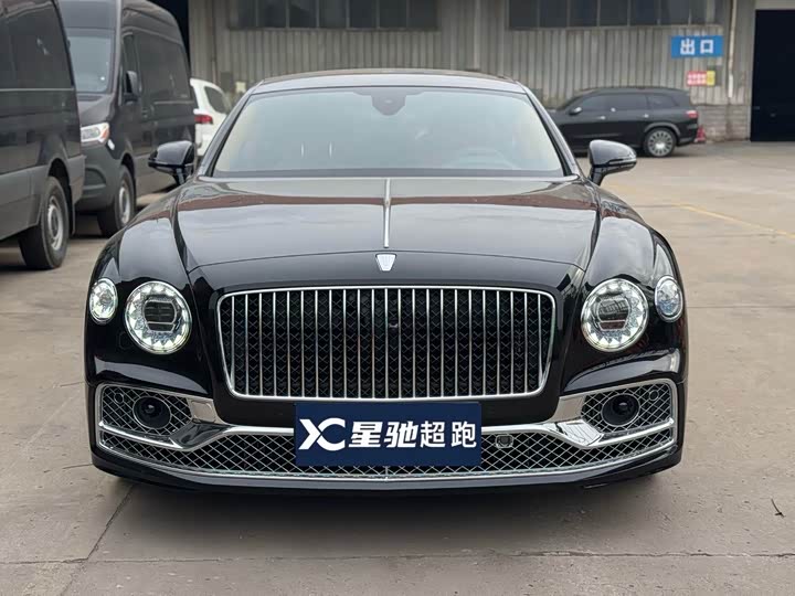 Фото 2 - Bentley Flying Spur