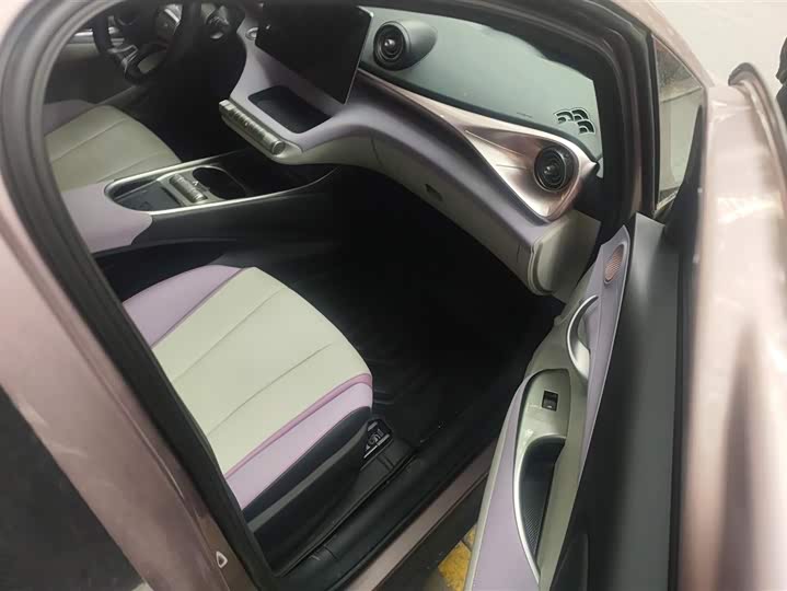 Фото 8 - BYD Dolphin