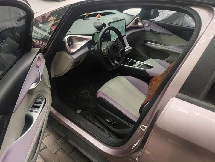 Фото 9 - BYD Dolphin