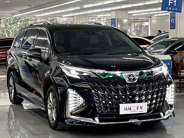 Фото 4 - Toyota Sienna