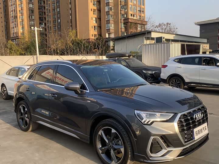 Фото 3 - Audi Q3